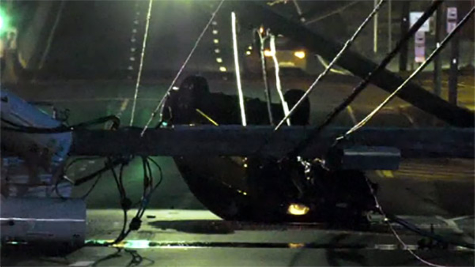 Crash brings down utility poles, transformers in Delran, N.J. 6abc