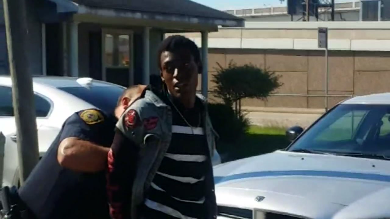 Man accused of threats at Houston church gets more than $1 million bond