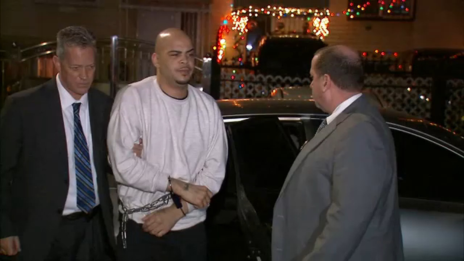 Bronx cold case murder suspect charged after extradition from Florida