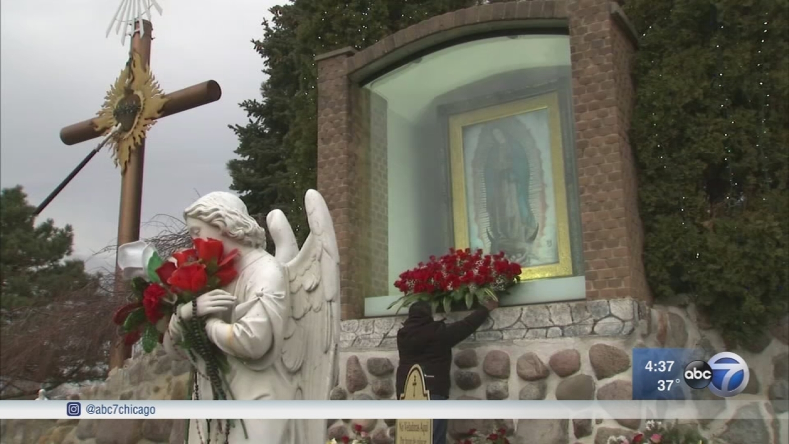Catholics celebrate Our Lady of Guadalupe in Des Plaines - ABC7 Chicago