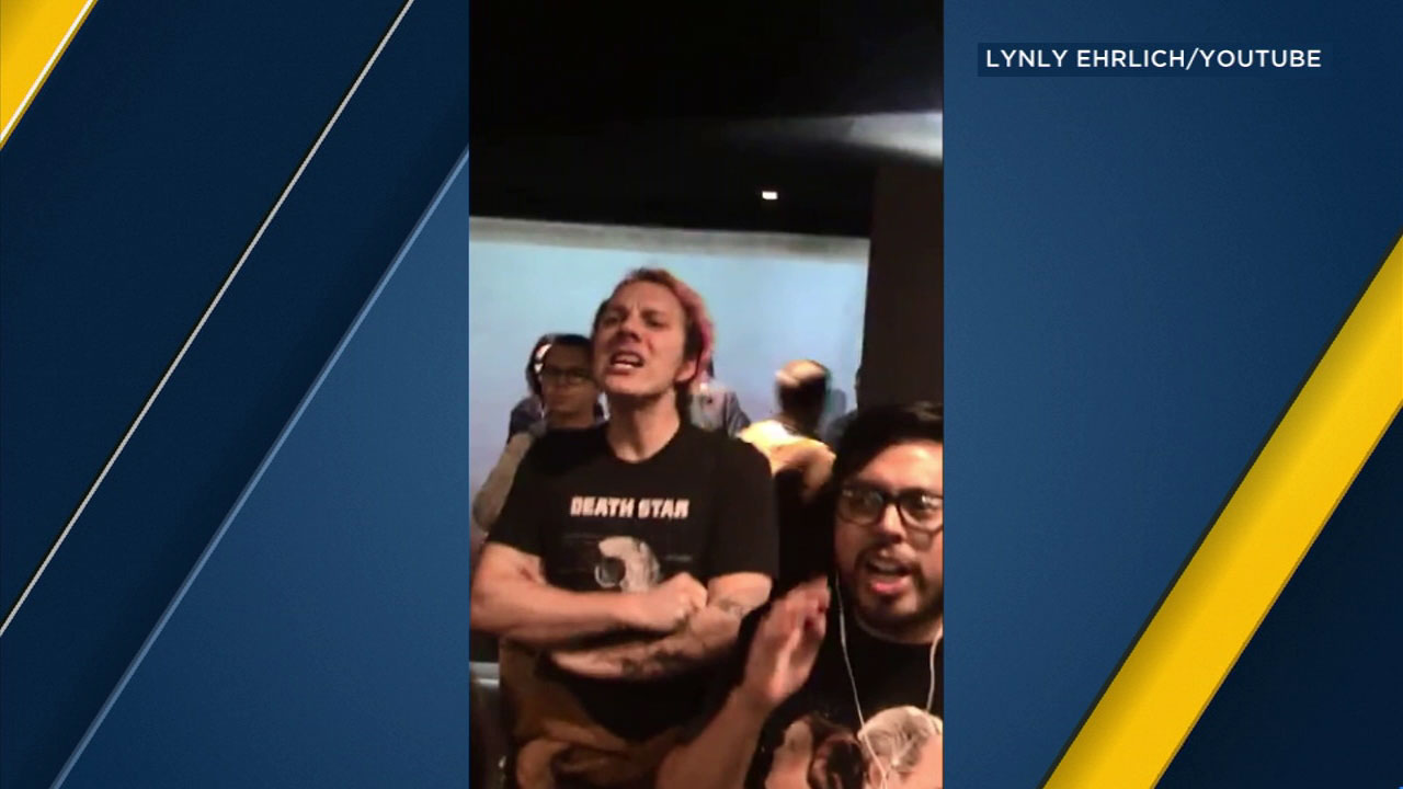 Star Wars fans enraged after screening of 'Last Jedi' goes bad