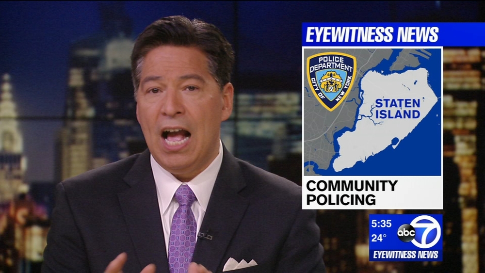 Staten Island residents discuss community issues with NYPD officials
