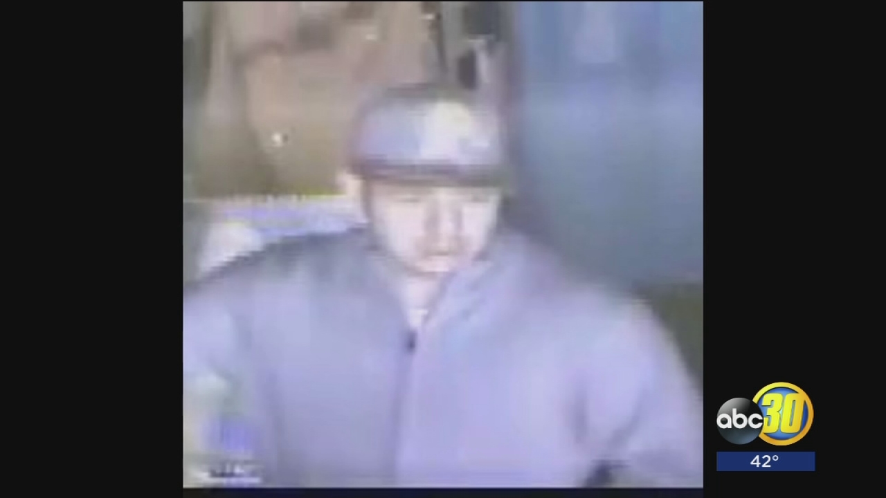 Police search for 7 people accused of stealing jewelry in Northwest Fresno