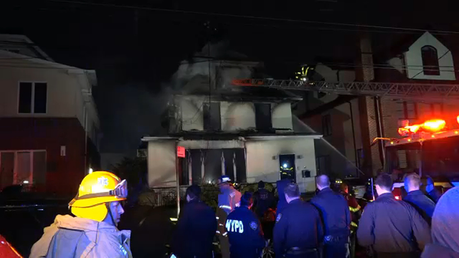 4 dead, including 3 children in house fire in New York ABC7 San Francisco