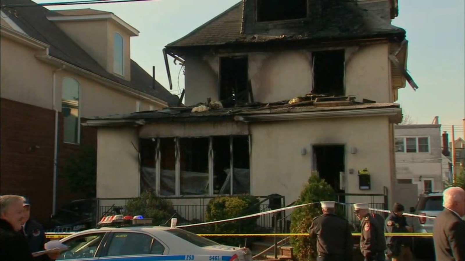 4 dead, including 3 children, in house fire in New York - ABC7 Chicago