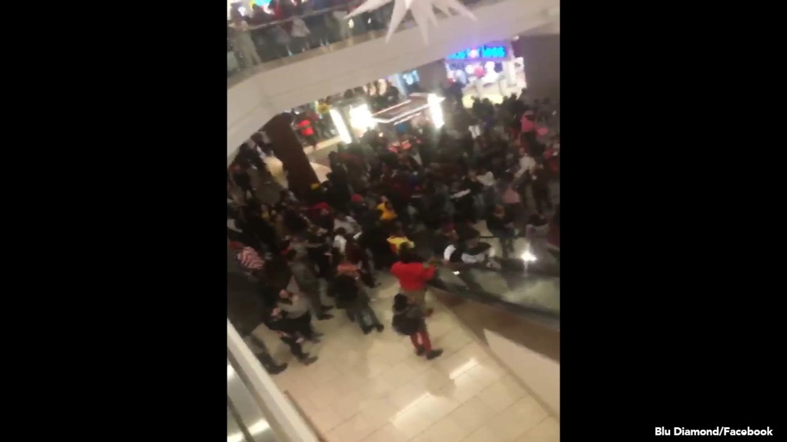 Cherry Hill Mall chaos with up to 1 000 teenagers the day after