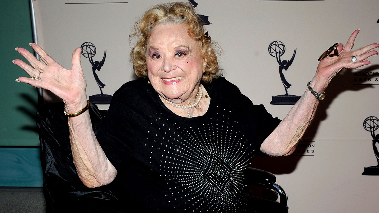 robin leach, lifestyles of the rich and famous