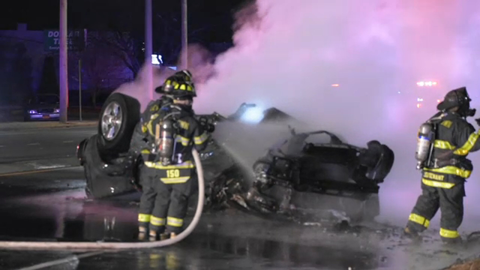 2 injured in multivehicle accident in Levittown, Long Island ABC7