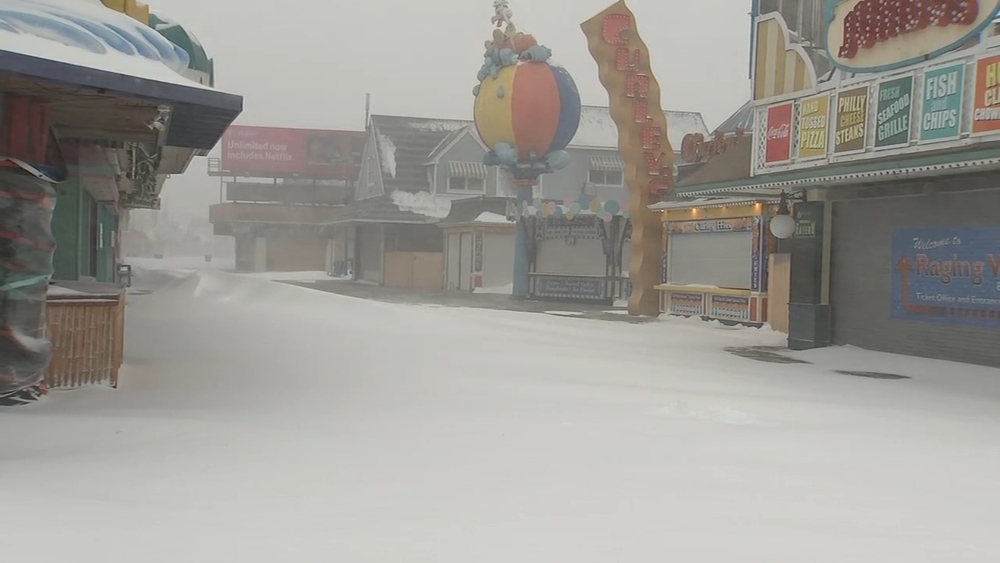 VIDEO: Heavy snowfall in Wildwood, New Jersey