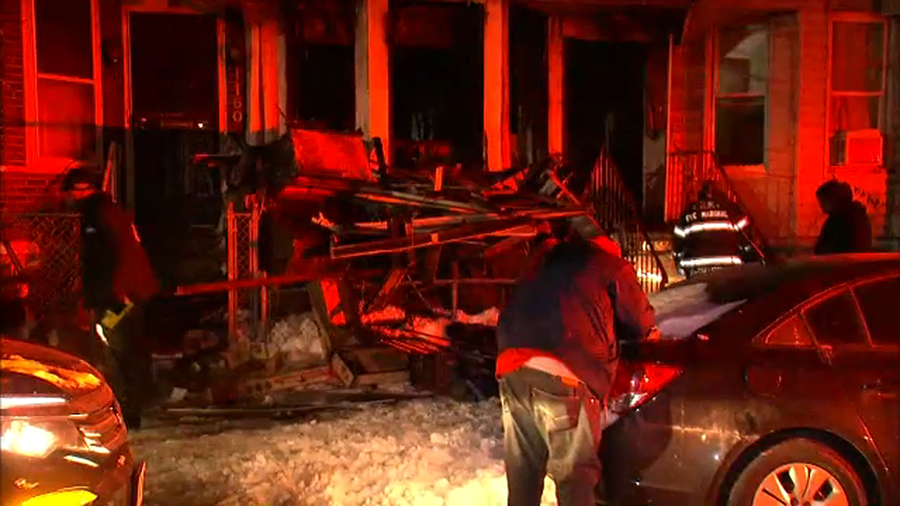 Brooklyn fire leaves man critically injured