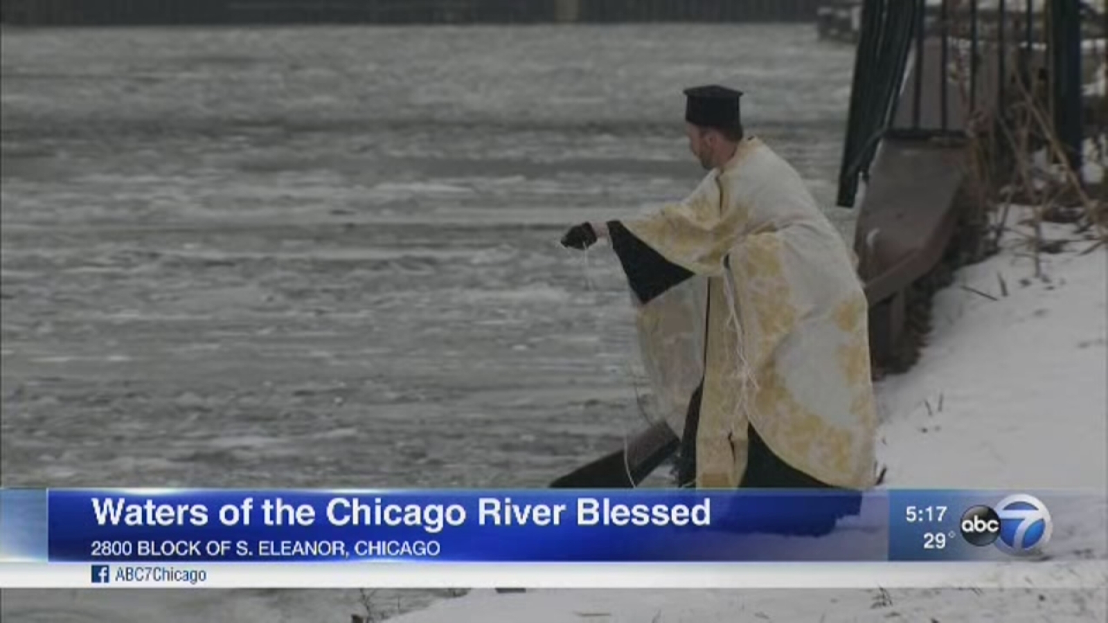 Inaugural Chicago River blessing held in Bridgeport ABC7 Chicago