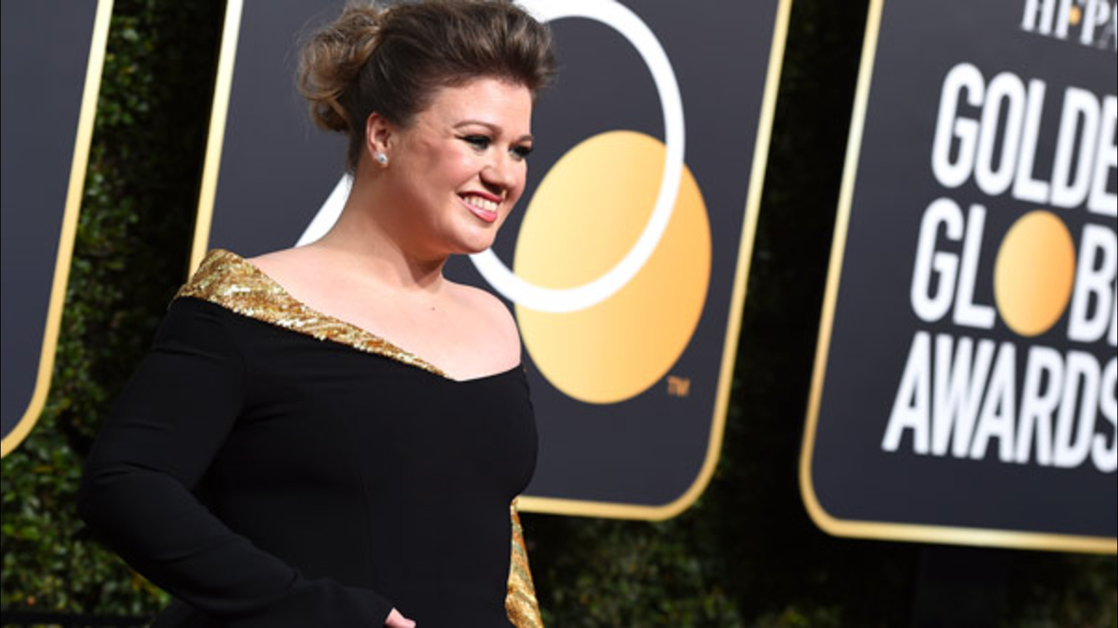 Kelly Clarkson says she's not against spanking to discipline kids - 6abc  Philadelphia