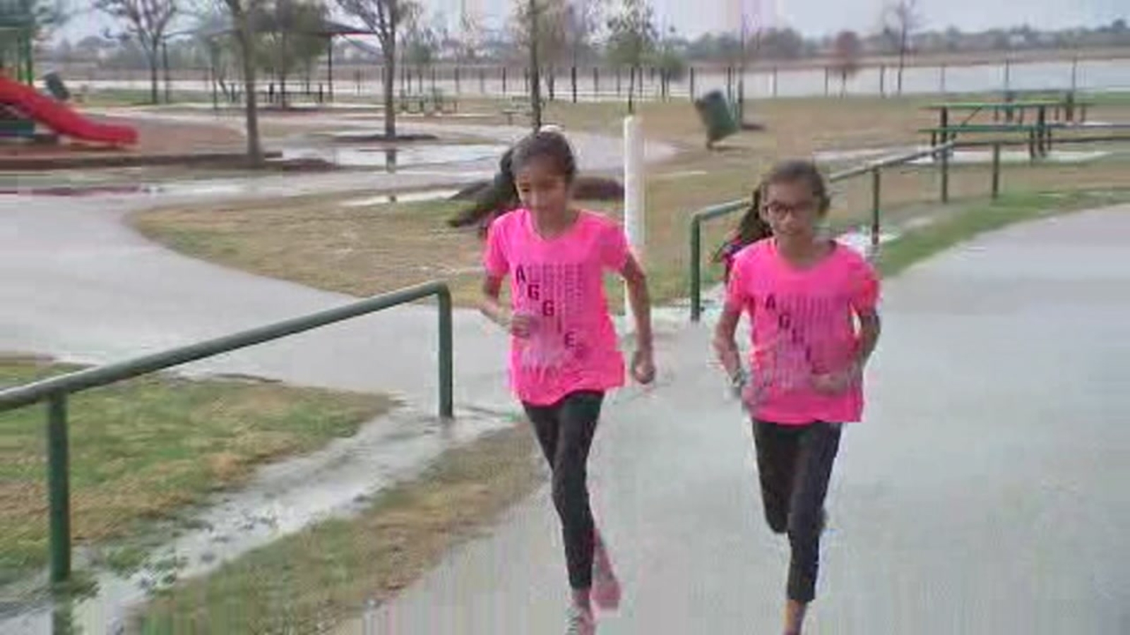 10yearold twins train together to complete halfmarathon ABC13 Houston
