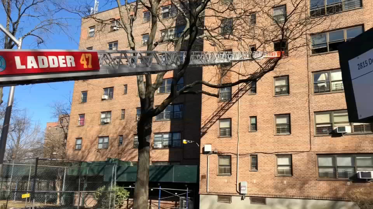 Father, teenage daughter killed in Bronx apartment fire
