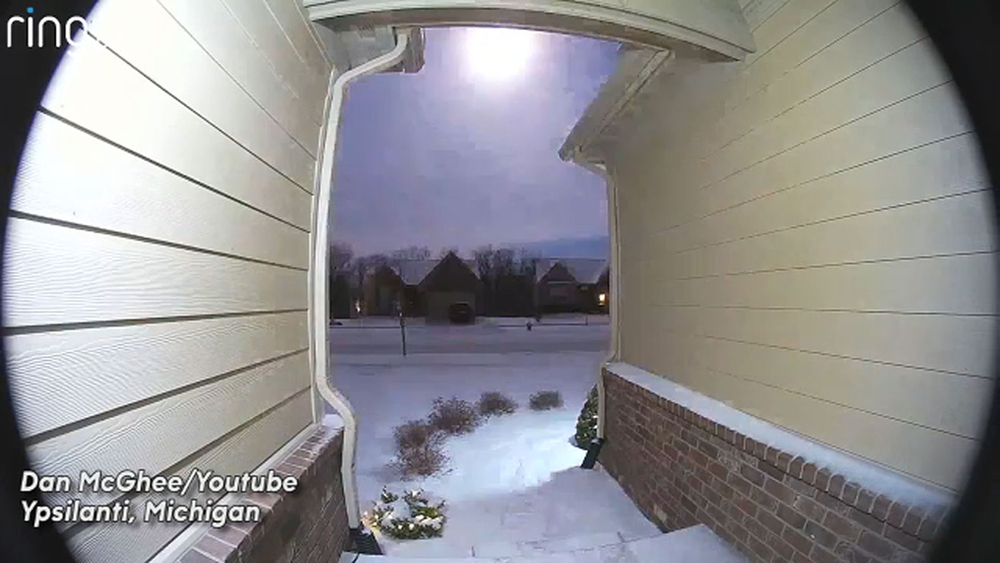 Michigan residents capture video of what is believed to be meteor