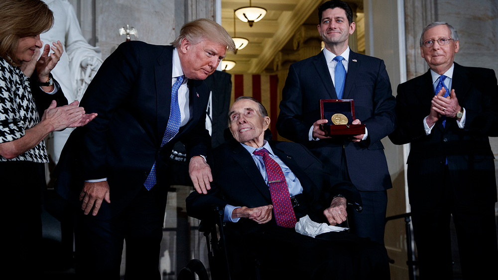 Former Senator Bob Dole announces he has stage 4 lung cancer