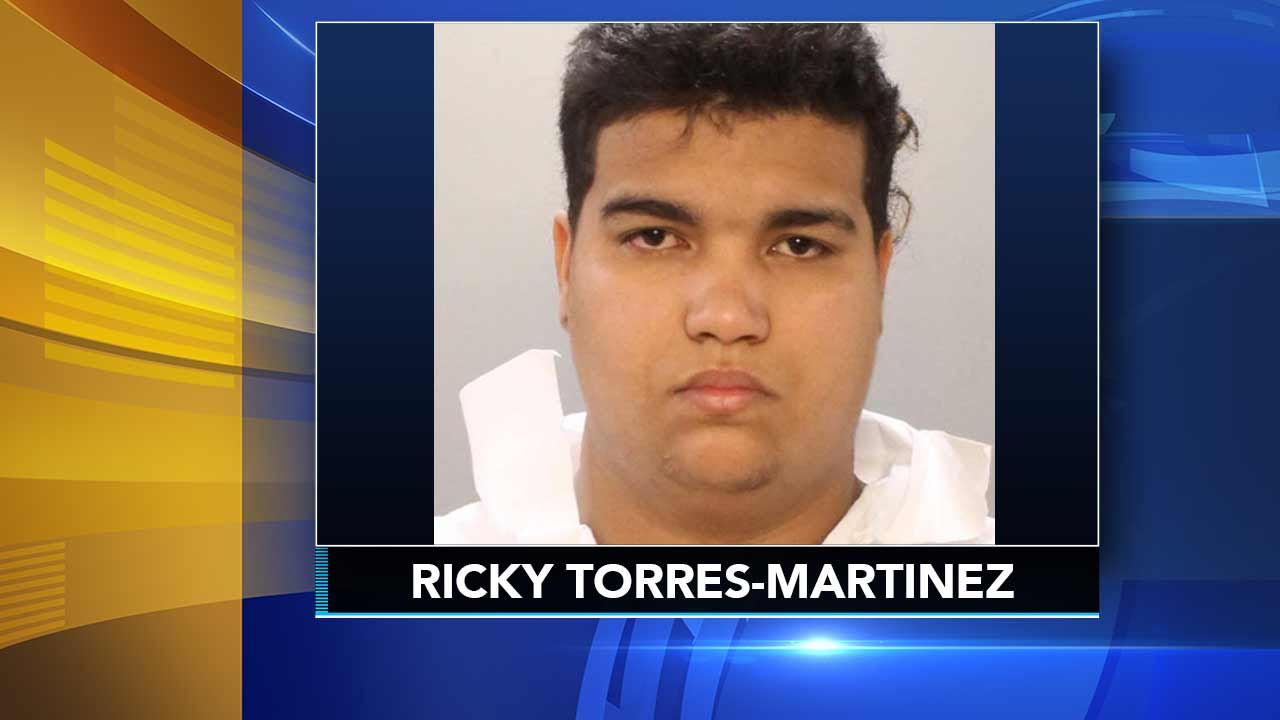 Boyfriend charged in Oxford Circle fatal stabbing