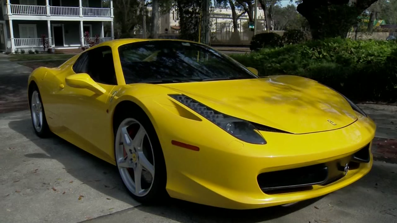 Valet gave $300,000 Ferrari to wrong man
