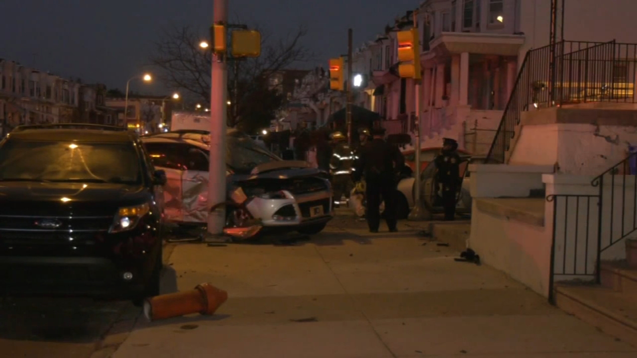 3 injured following crash in West Philadelphia