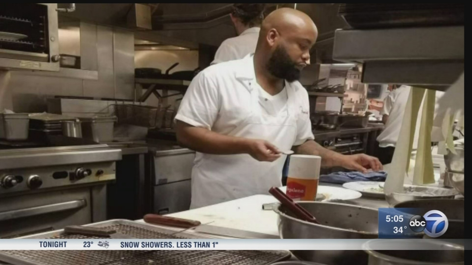 Driver cited in 9-vehicle South Loop crash that killed chef Darius ...