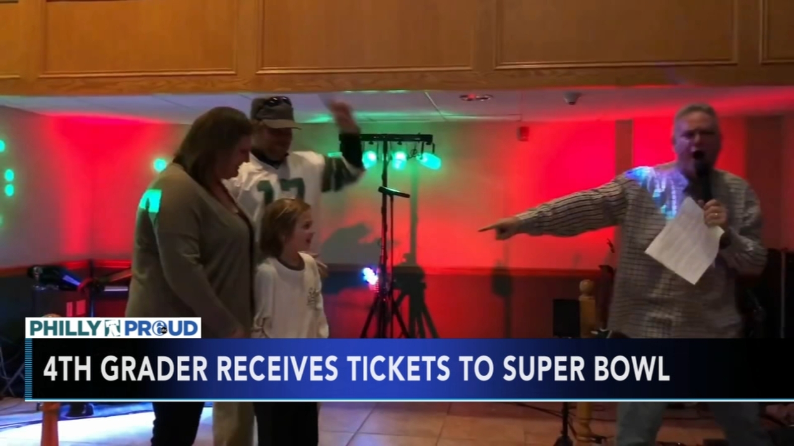 Young Philadelphia Eagles fan battling cancer surprised with Super Bowl ...