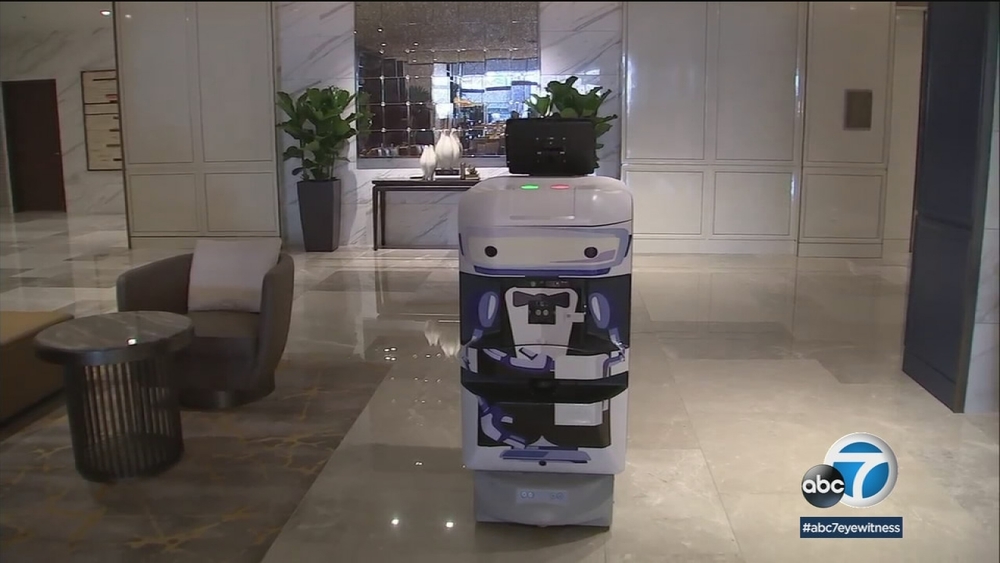 013018-kabc-md-hotel-robots-vid