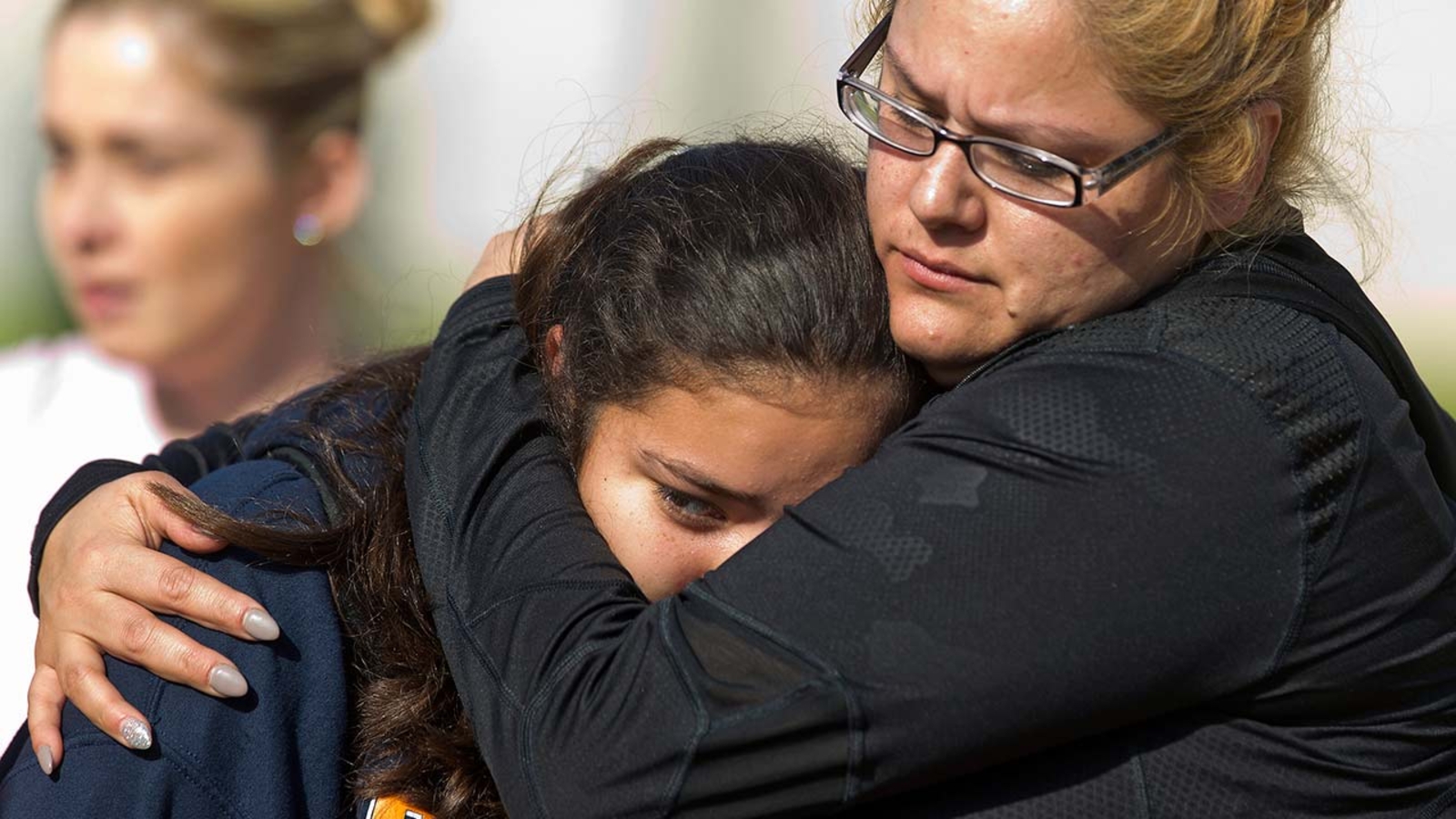 Los Angeles school shooting: Charges filed against 12-year-old girl in ...