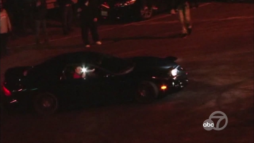 Police cite drivers, break up large sideshow in Oakland