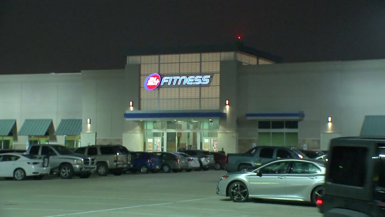 24 Hour Fitness Bella Terra FitnessRetro