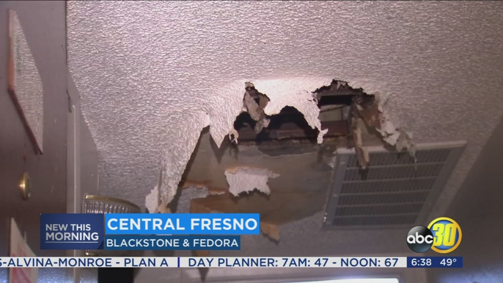 Hot water pipe bursts flooding apartment in Central Fresno ABC30 Fresno