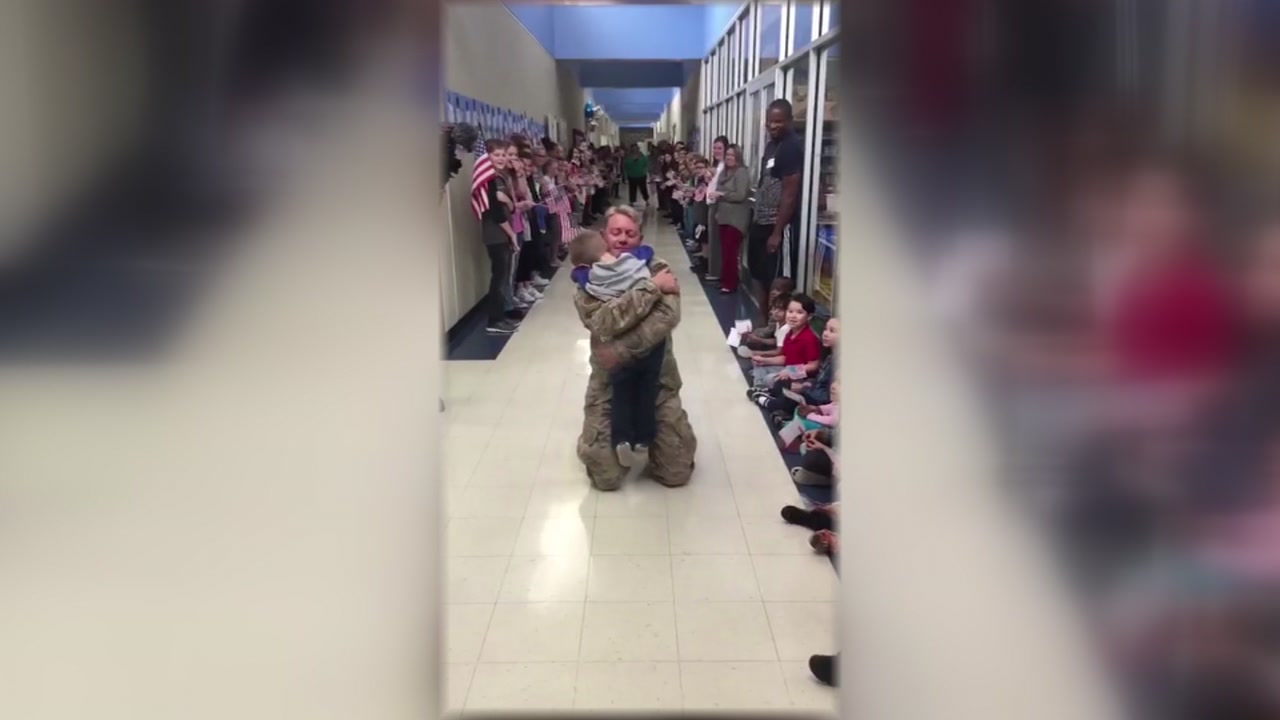Military dad surprises son at elementary school