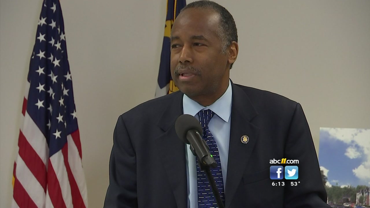 Dr. Ben Carson tours Hurricane Matthew-ravaged areas