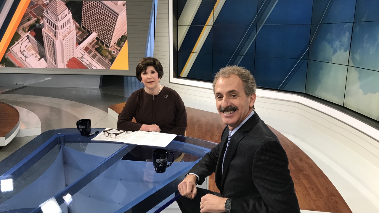 LA city attorney calls for federal gun legislation now