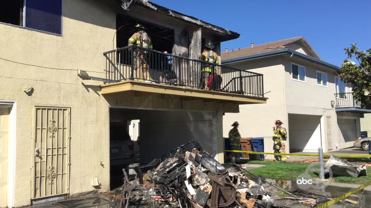 Neighbor saves man from burning Antioch apartment