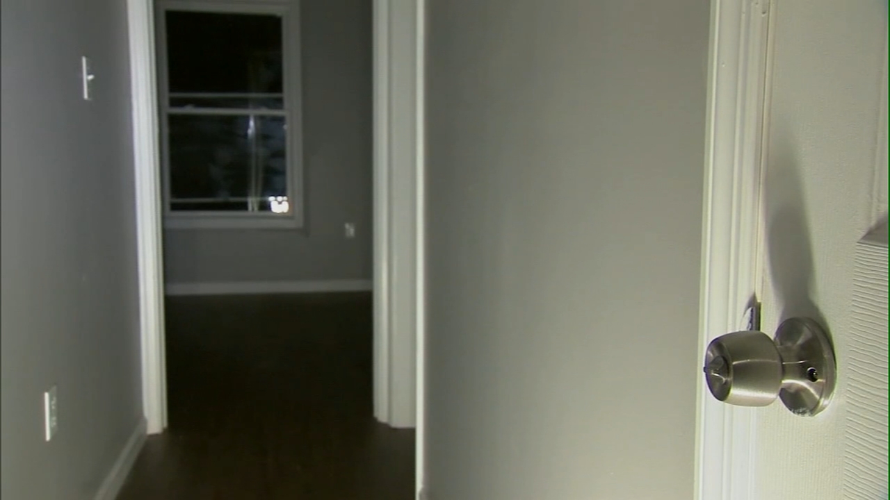 Developer offers free apartments to cops