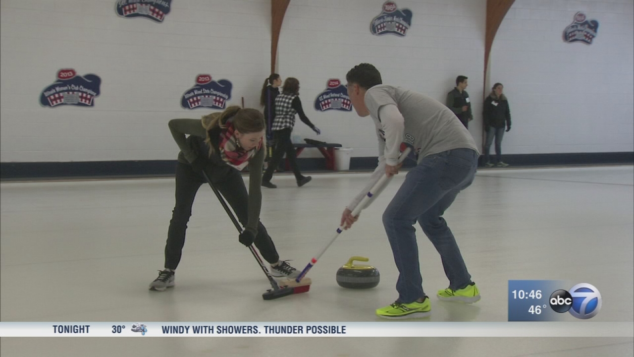 Curling clubs slides along in Northbrook with focus on fun