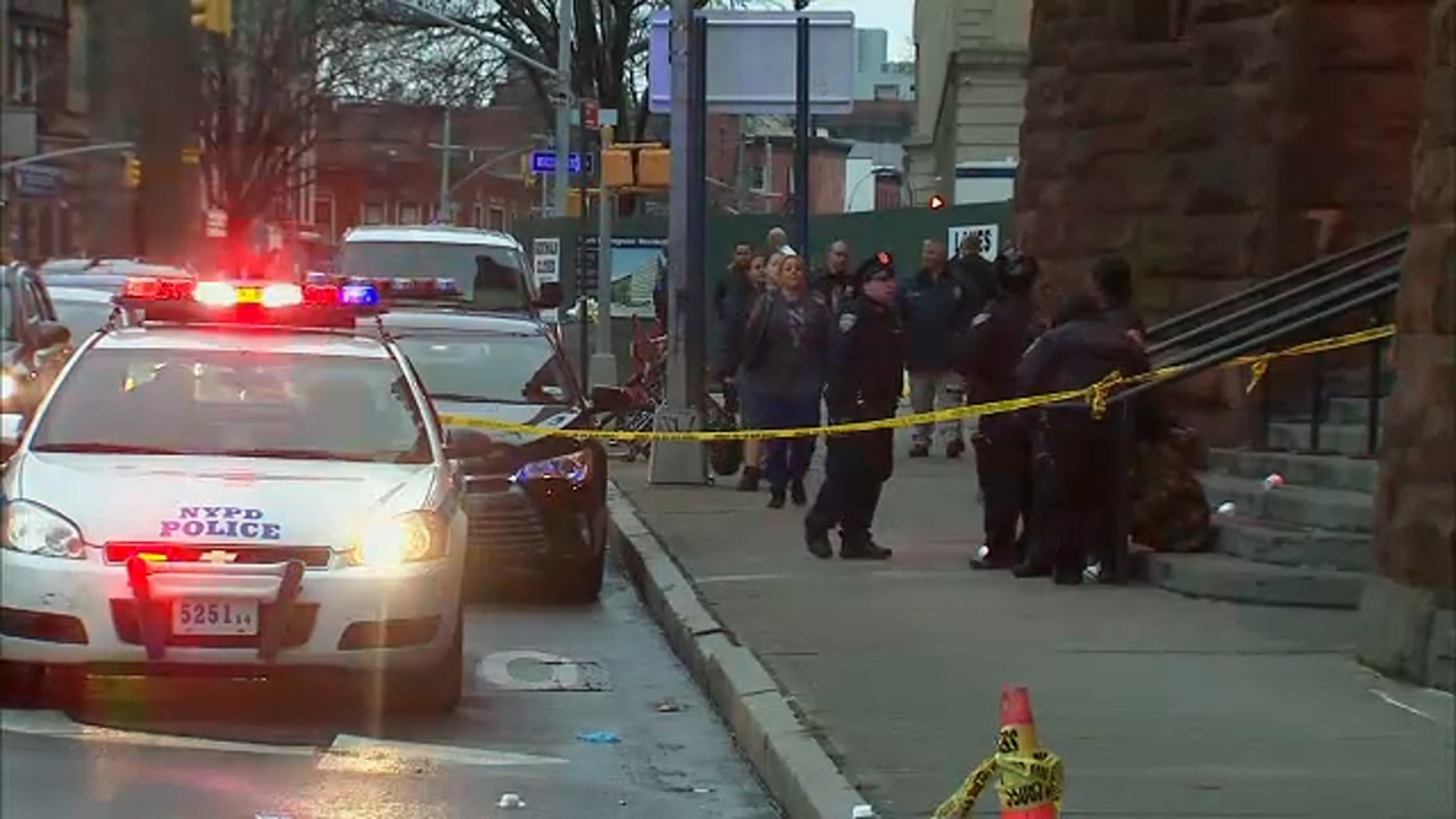 Man stabbed to death outside Crown Heights, Brooklyn shelter in broad ...