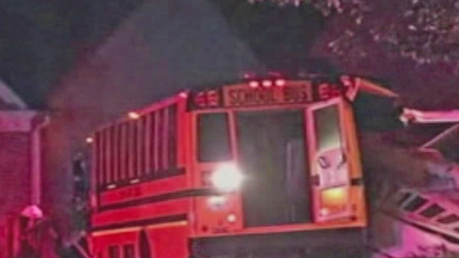 Dramatic video shows school bus crash in ABC7 Los Angeles