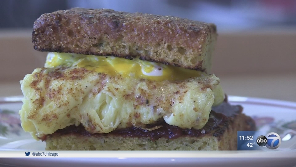 SmackDab brings homemade biscuits, egg sandwiches to Rogers Park