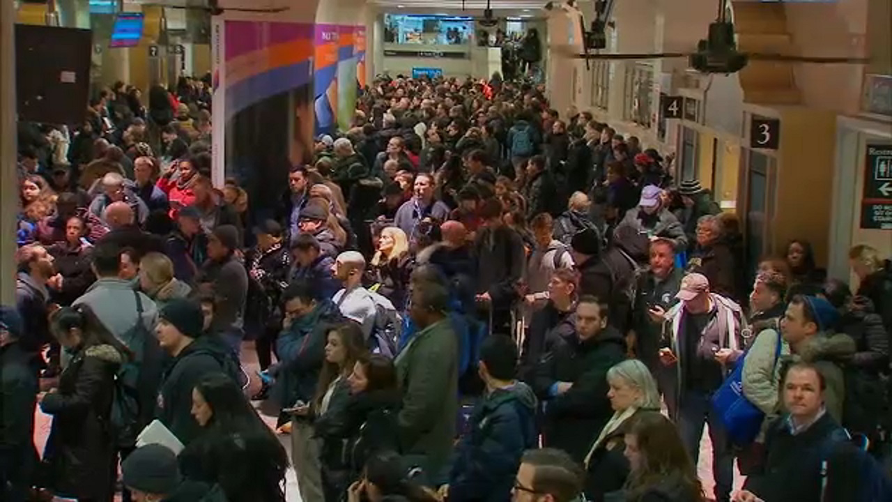 Storm causes 'nighmare' evening commute