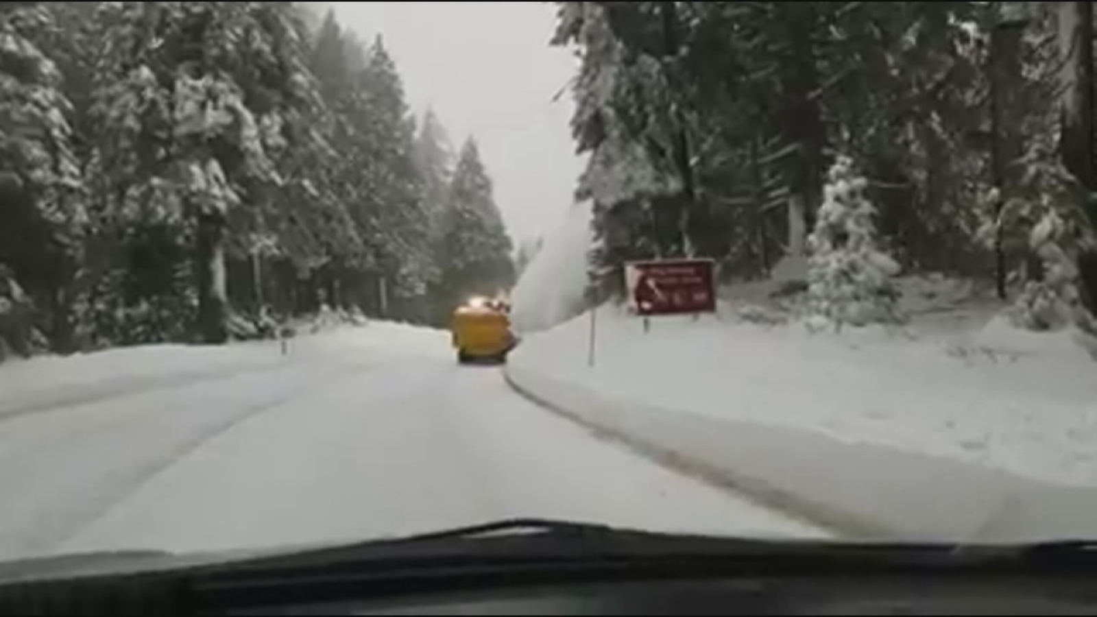 Heavy snow forces chain restrictions, road closure at Sequoia National