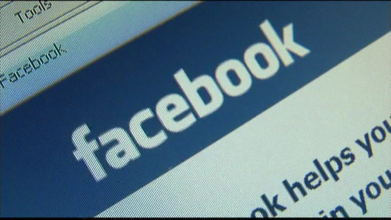Mom, 3-year-old daughter attacked on bus bound for Oakland