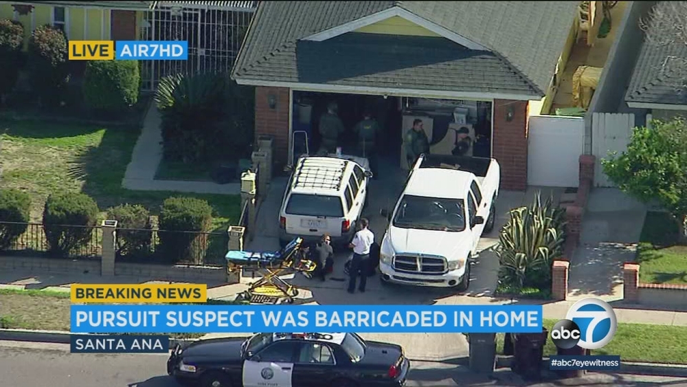 Chase suspect barricades himself inside Santa Ana home