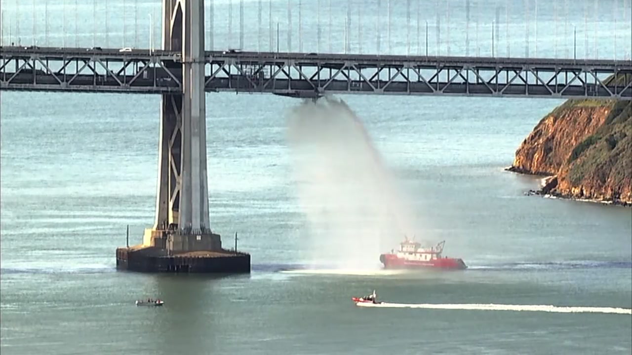 Fire under Bay Bridge snarls traffic
