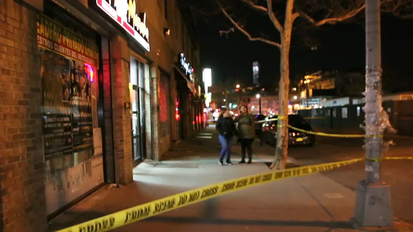 1 dead, 2 injured in stabbing during brawl in Queens - ABC7 New York