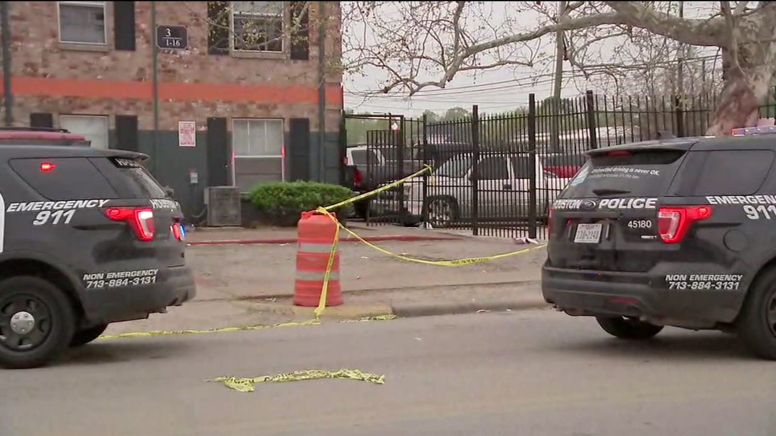 Man shot, killed outside northwest Houston apartment complex - ABC13 ...