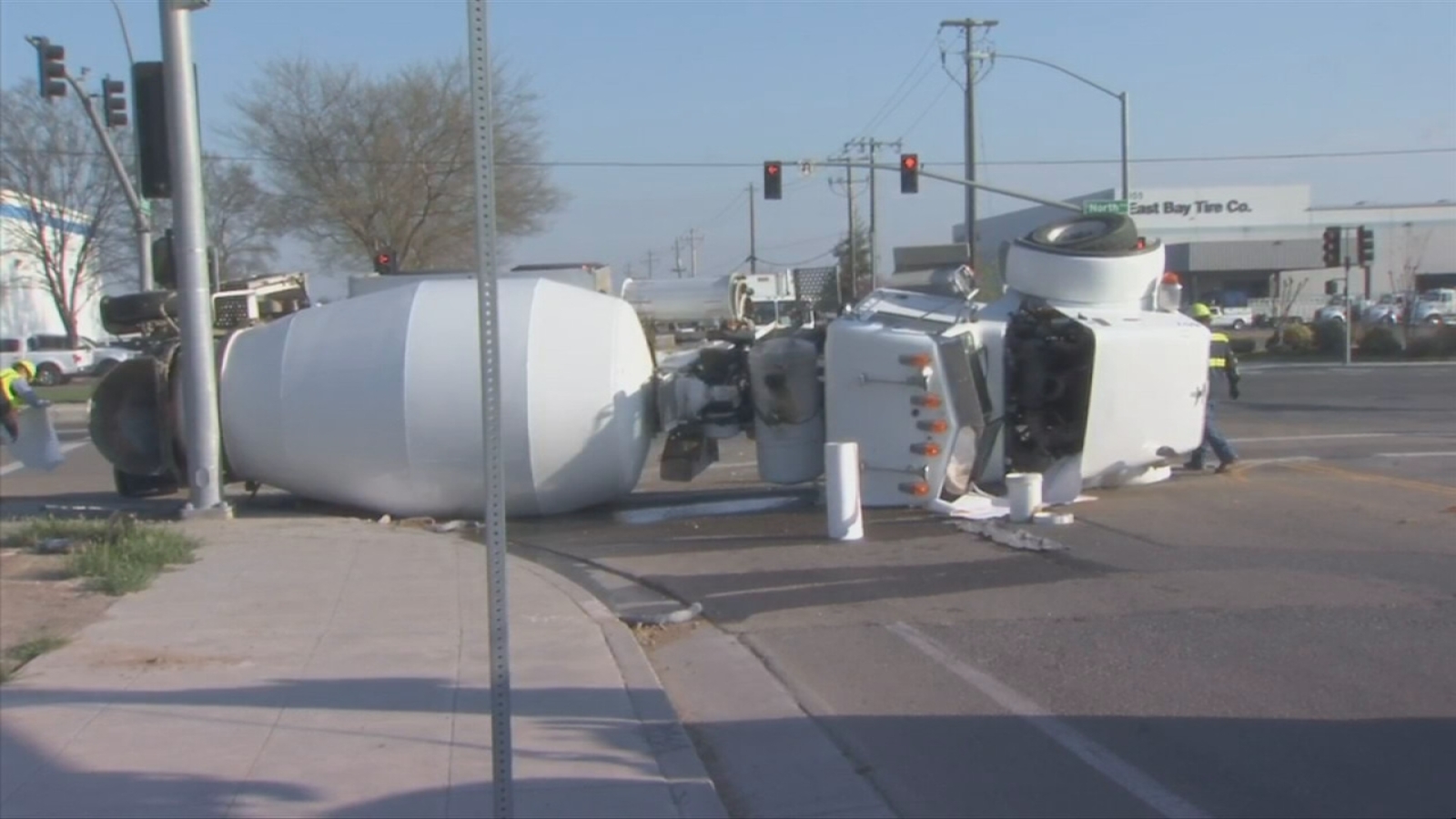 Cement truck overturns in Southwest Fresno - ABC30 Fresno