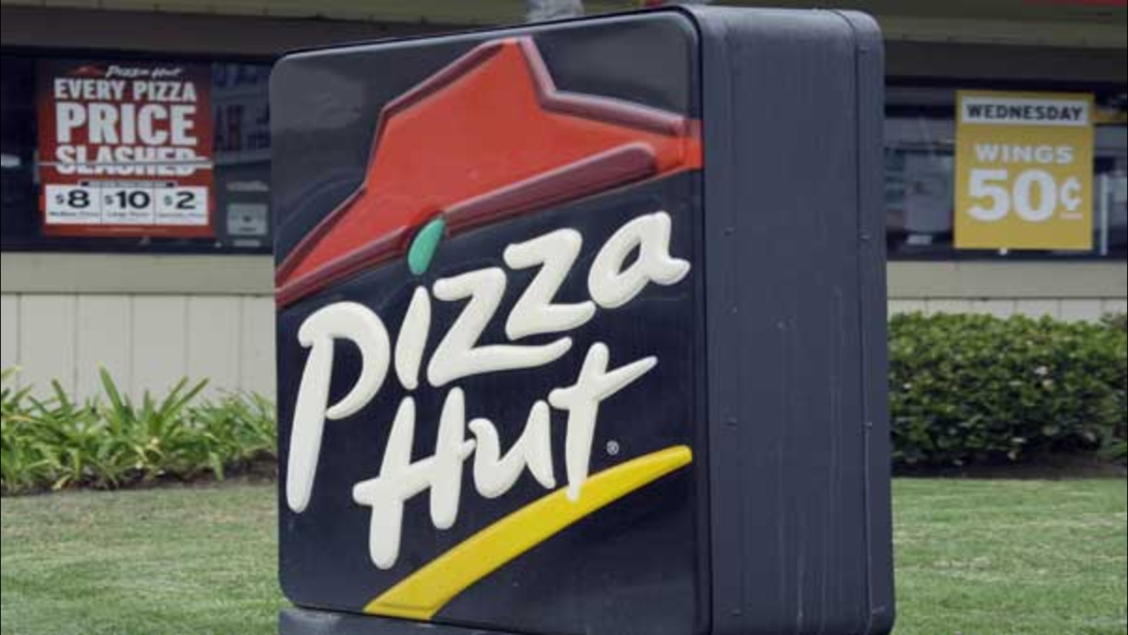 Pizza Hut testing beer and wine delivery 6abc Philadelphia