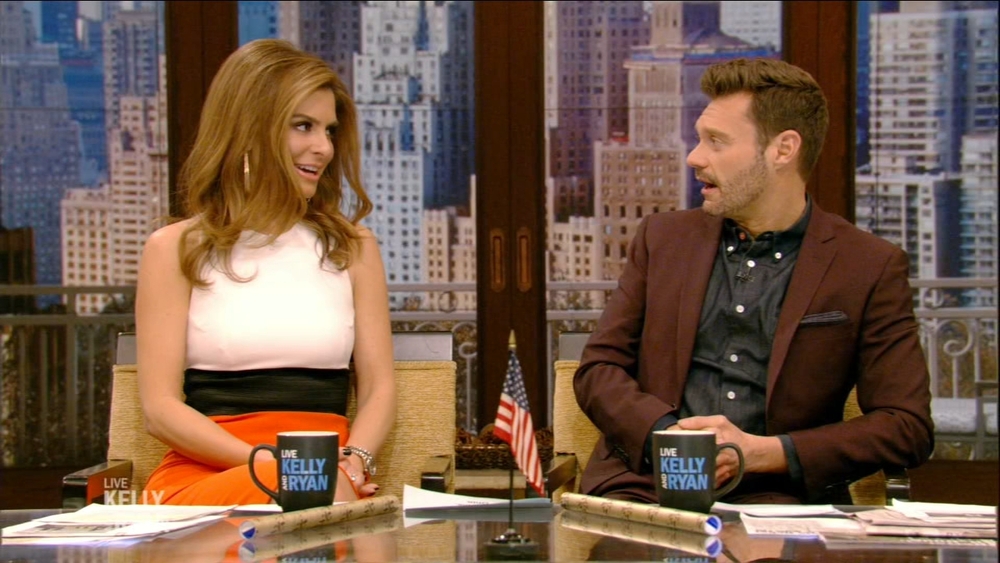 Maria Menounos and Ryan Seacrest discuss cheesesteaks