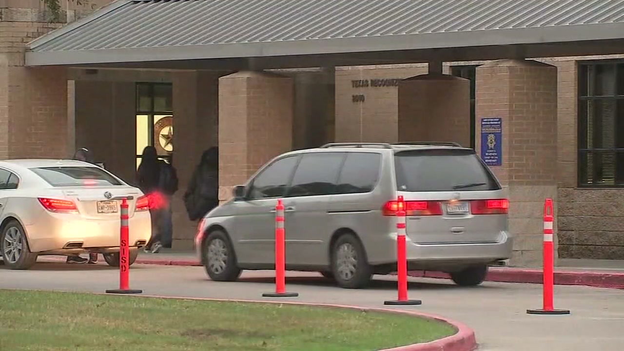 Parents in HISD weigh in on $115 million in budget cuts